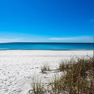The Islander 412 Destin